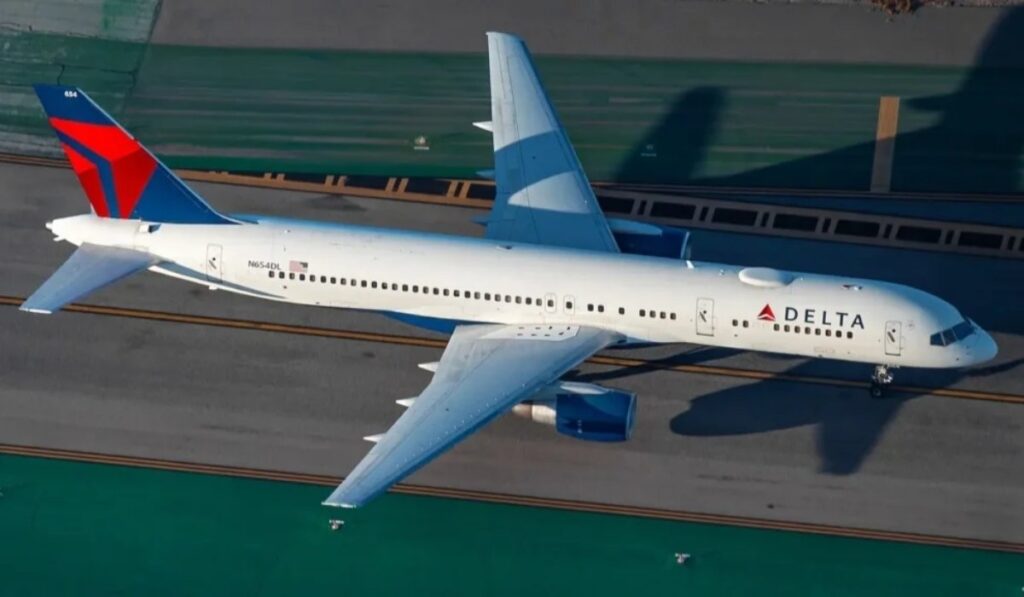 Delta Flight 1329 Emergency Landing Jacksonville