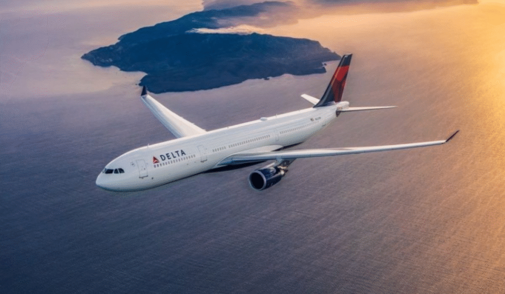 Delta Flight DL275 Diverted LAX
