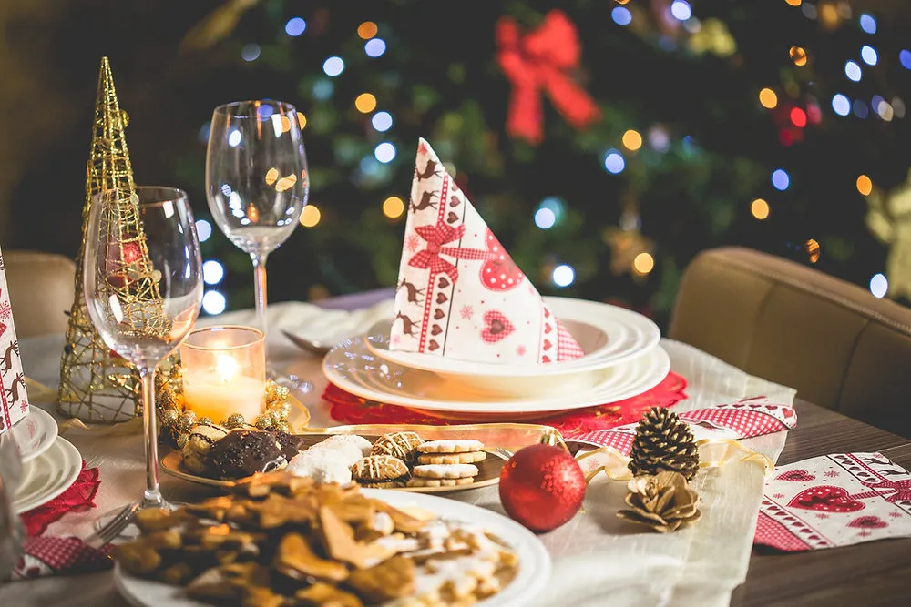 A Complete Christmas Celebration Guide: From Decor to Dinner