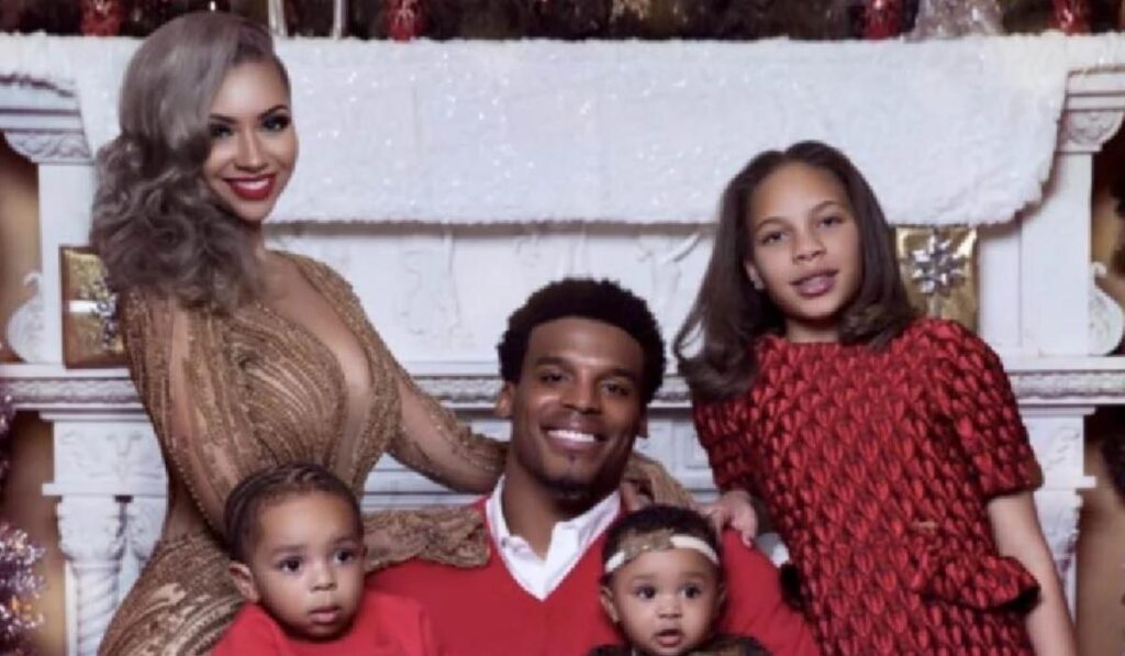 Cashmere Saint Newton