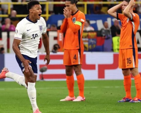 netherlands national football team vs england national football team lineups