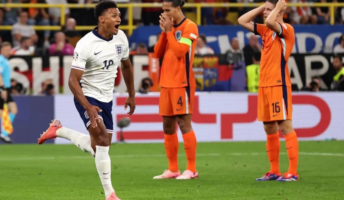 netherlands national football team vs england national football team lineups