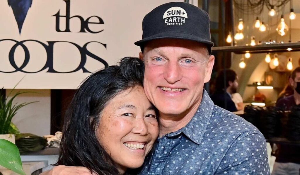 woody harrelson wife