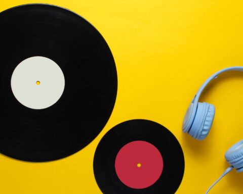 How to Curate the Perfect Playlist for Any Occasion