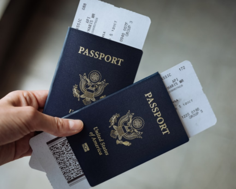The​‍​‌‍​‍‌​‍​‌‍​‍‌ Role of Replica Passports in Filmmaking and Online KYC Processes